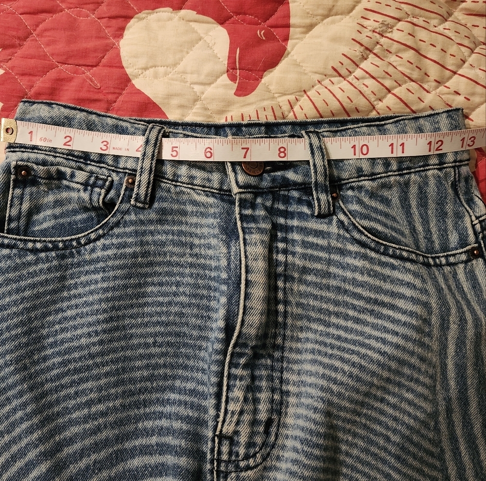 Urban Outfitters BDG RIH Extreme Baggy Pyschodelic Blue Striped Jeans Size 25 - Picture 9 of 13